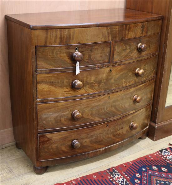 A 19th century mahogany bow-fronted chest of drawers W.102cm